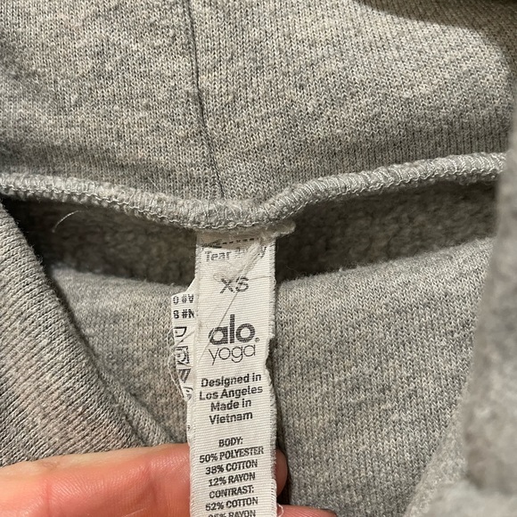 Alo gray cowl neck sweatshirt - Picture 3 of 3